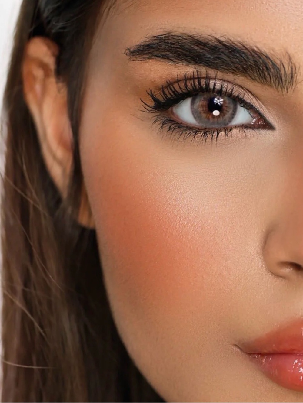 Light grey eye color